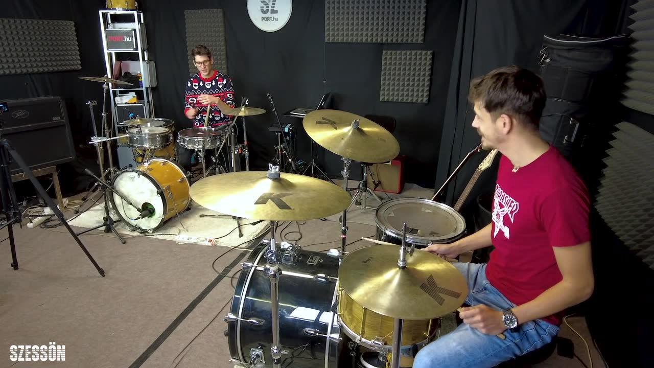 Thumbnail for Karácsonyi Blink 182 speciál a SZESSÖNben